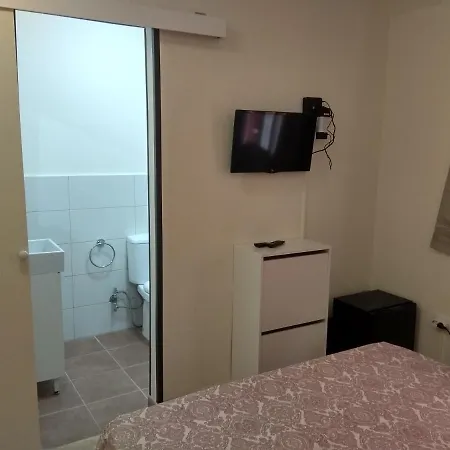 Kiki Vivienda Couette-café