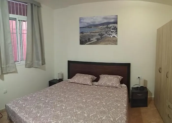 Alojamento de Acomodação e Pequeno-almoço Kiki Vivienda